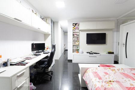 Casa à venda com 500m², 4 quartos e 4 vagasSuíte 3