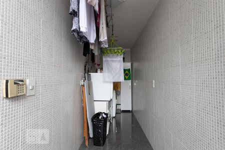 Casa à venda com 500m², 4 quartos e 4 vagasLavanderia