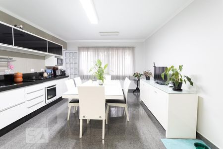 Casa à venda com 500m², 4 quartos e 4 vagasCozinha