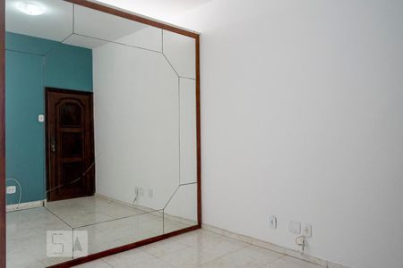 Sala de kitnet/studio para alugar com 1 quarto, 38m² em Leme, Rio de Janeiro
