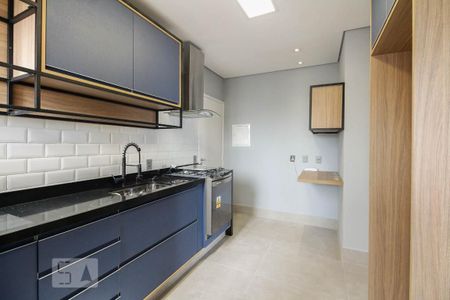 Apartamento à venda com 96m², 2 quartos e 3 vagasCozinha 