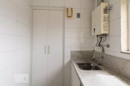 Apartamento à venda com 96m², 2 quartos e 3 vagasÁrea de serviço 