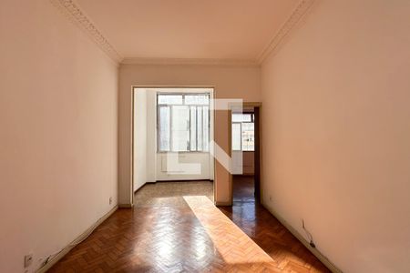 Apartamento à venda com 84m², 2 quartos e sem vagaSala