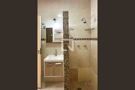 Apartamento à venda com 84m², 2 quartos e sem vagaBanheiro Social