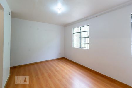 Sala de apartamento para alugar com 2 quartos, 50m² em Barreirinha, Curitiba