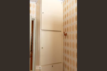 Casa à venda com 157m², 2 quartos e 2 vagasBanheiro