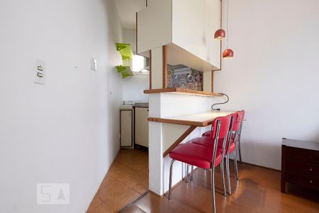 Cozinha de apartamento para alugar com 1 quarto, 40m² em Vila Mariana, São Paulo