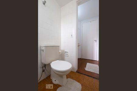Apartamento para alugar com 40m², 1 quarto e sem vaga Apartamento para alugar com 40m², 1 quarto e sem vagaBanheiro da Suíte