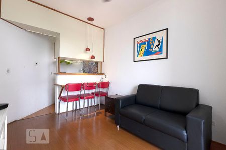 Sala de apartamento para alugar com 1 quarto, 40m² em Vila Mariana, São Paulo