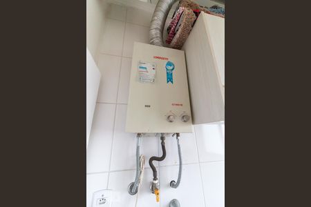 Apartamento à venda com 59m², 2 quartos e 1 vagaÁrea de serviço - aquecedor à gás