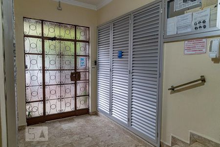 Apartamento à venda com 85m², 2 quartos e sem vagaÁrea comum
