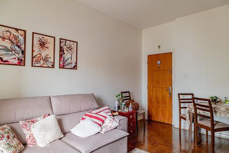 Apartamento à venda com 85m², 2 quartos e sem vagaSala