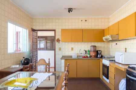 Casa à venda com 110m², 2 quartos e sem vaga Casa à venda com 110m², 2 quartos e sem vagaCozinha