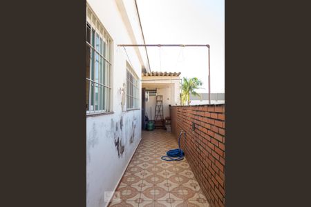 Casa à venda com 110m², 2 quartos e sem vaga Casa à venda com 110m², 2 quartos e sem vagaQuintal