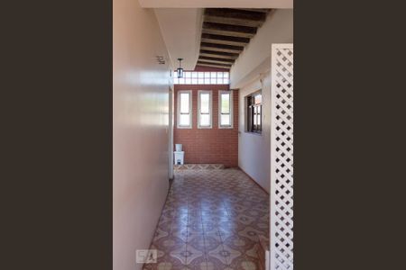 Casa à venda com 110m², 2 quartos e sem vaga Casa à venda com 110m², 2 quartos e sem vagaQuintal