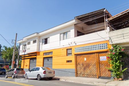 Casa à venda com 110m², 2 quartos e sem vaga Casa à venda com 110m², 2 quartos e sem vagaFachada