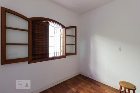Quarto de casa à venda com 3 quartos, 240m² em Jardim Carlu, São Paulo