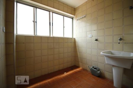 Apartamento para alugar com 138m², 2 quartos e 1 vagaÁrea de Serviço