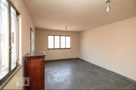 Casa para alugar com 240m², 5 quartos e sem vagaQuarto 4