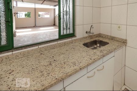 Casa para alugar com 240m², 5 quartos e sem vagaCozinha 2