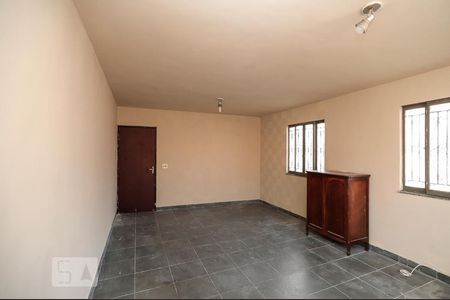 Casa para alugar com 240m², 5 quartos e sem vagaQuarto 4