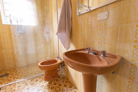 Casa à venda com 1200m², 4 quartos e 2 vagasBanheiro