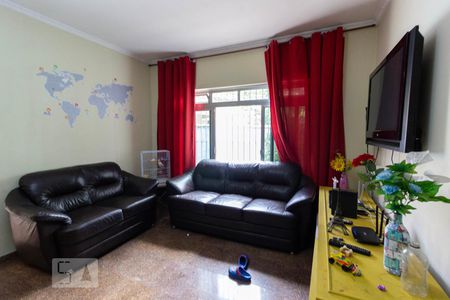 Casa à venda com 1200m², 4 quartos e 2 vagasSala