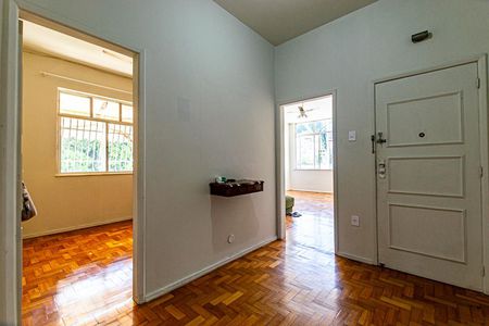 Hall de Entrada de apartamento para alugar com 3 quartos, 99m² em Ingá, Niterói
