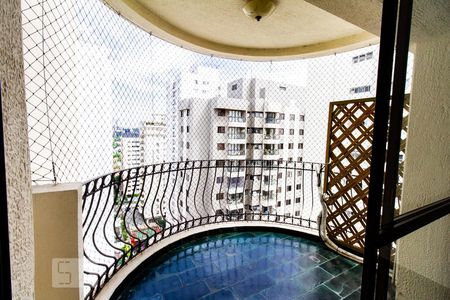 Sacada de apartamento para alugar com 3 quartos, 120m² em Brooklin, São Paulo