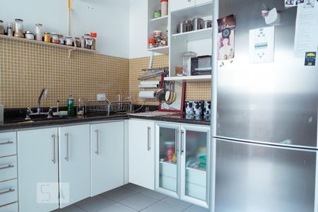 Apartamento à venda com 97m², 3 quartos e 2 vagasCozinha