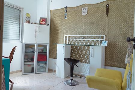Apartamento à venda com 97m², 3 quartos e 2 vagasQuarto 2