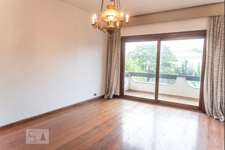 Casa à venda com 700m², 4 quartos e 5 vagasSala 3