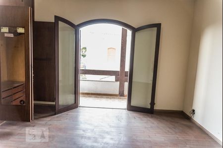 Casa à venda com 700m², 4 quartos e 5 vagasSuite 4