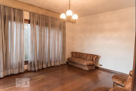 Casa à venda com 700m², 4 quartos e 5 vagasSala 4