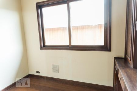 Casa à venda com 700m², 4 quartos e 5 vagasSuite 2