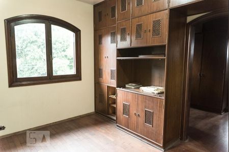 Casa à venda com 700m², 4 quartos e 5 vagasSuite 1