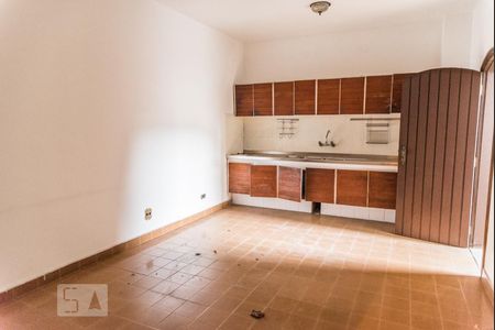 Casa à venda com 700m², 4 quartos e 5 vagasCozinha Salão de Festas
