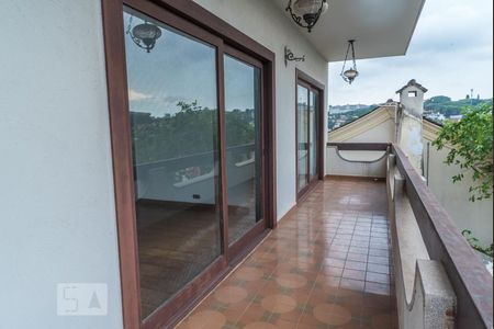 Varanda de casa à venda com 4 quartos, 700m² em Jardim Guedala, São Paulo