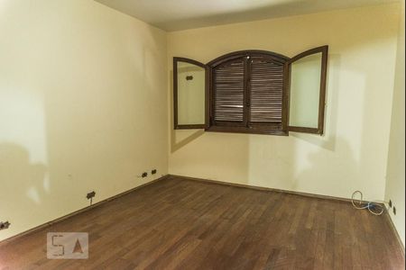 Casa à venda com 700m², 4 quartos e 5 vagasQuarto 4 