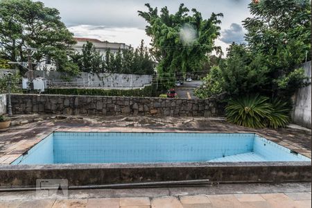 Casa à venda com 700m², 4 quartos e 5 vagasPiscina