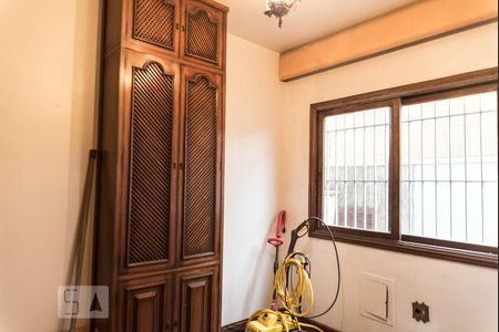 Casa à venda com 700m², 4 quartos e 5 vagasEscritório