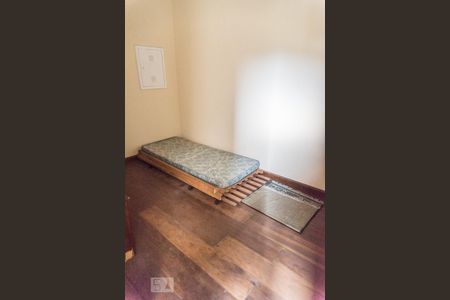 Casa à venda com 700m², 4 quartos e 5 vagasQuarto de serviço 3