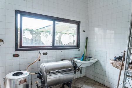 Casa à venda com 700m², 4 quartos e 5 vagasÁrea de Serviço