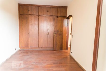 Casa à venda com 700m², 4 quartos e 5 vagasSuite 3