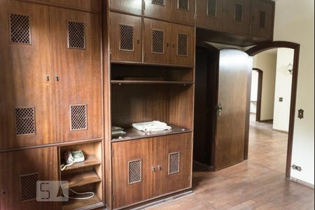 Casa à venda com 700m², 4 quartos e 5 vagasSuite 1