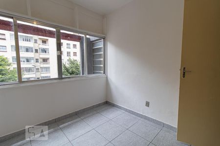 Apartamento à venda com 47m², 1 quarto e sem vagaQuarto