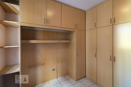 Quarto 1 de apartamento à venda com 2 quartos, 56m² em Jaguaribe, Osasco