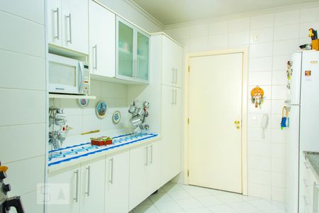 Apartamento à venda com 90m², 3 quartos e 2 vagasCozinha