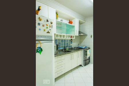 Apartamento à venda com 90m², 3 quartos e 2 vagasCozinha - Armários