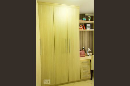 Apartamento à venda com 90m², 3 quartos e 2 vagasQuarto 1 - Armários